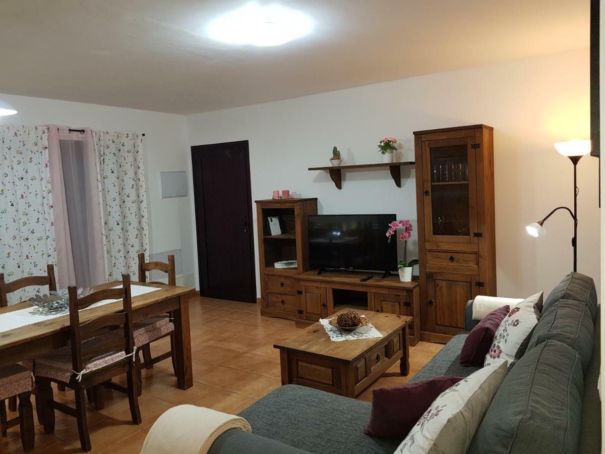 Azofa Apartment Los Llanillos Екстериор снимка