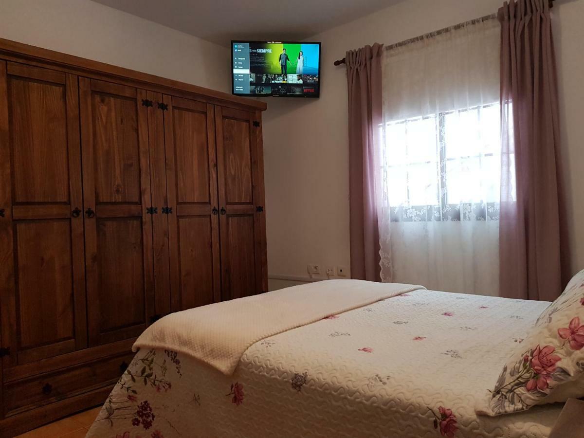 Azofa Apartment Los Llanillos Екстериор снимка